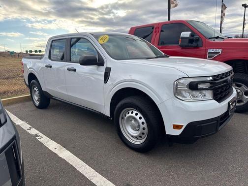 2022 Ford Maverick XL
