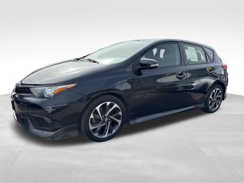 2016 Scion iM Base