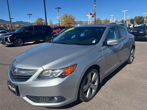 2015 Acura ILX 2.0L w/Premium Package