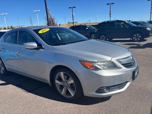 2015 Acura ILX 2.0L w/Premium Package