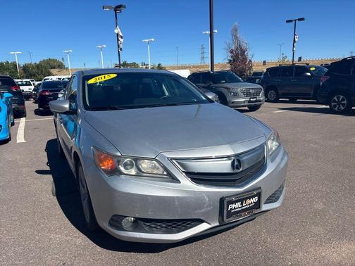 2015 Acura ILX 2.0L w/Premium Package