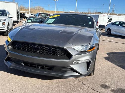 2021 Ford Mustang EcoBoost
