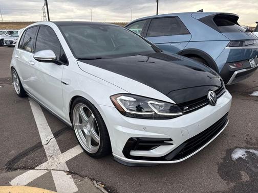 2019 Volkswagen Golf R 2.0T w/DCC & Navigation