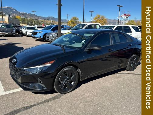 2023 Hyundai ELANTRA SEL