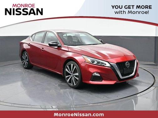 2022 Nissan Altima 2.5 SR