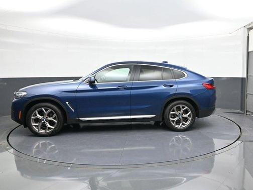2022 BMW X4 xDrive30i