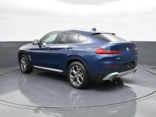 2022 BMW X4 xDrive30i