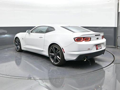 2021 Chevrolet Camaro 2LT