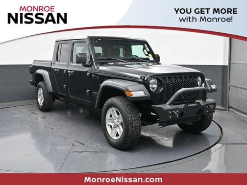 2020 Jeep Gladiator Sport
