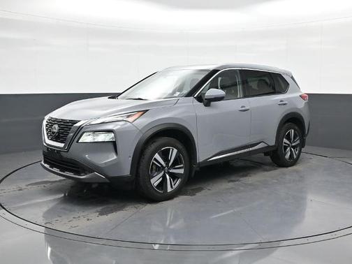 2022 Nissan Rogue SL