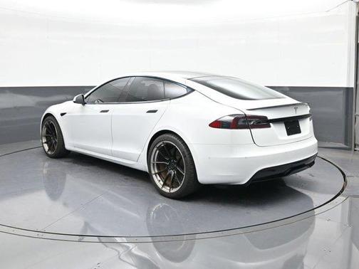 2021 Tesla Model S Plaid