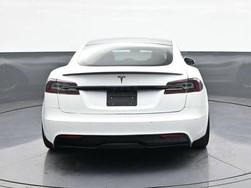 2021 Tesla Model S Plaid