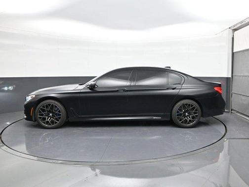 2018 BMW 750 i xDrive