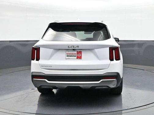 2025 Kia Sorento SX
