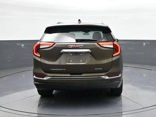 2023 GMC Terrain Denali