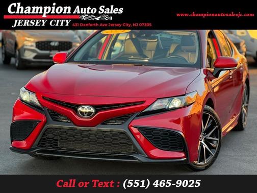 2024 Toyota Camry SE Nightshade