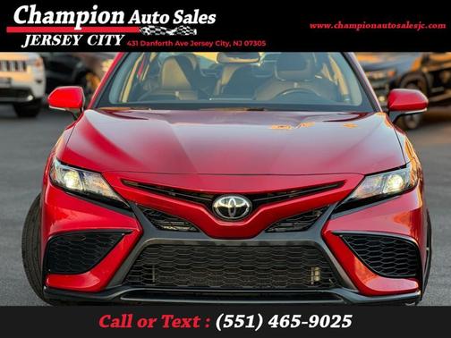 2024 Toyota Camry SE Nightshade