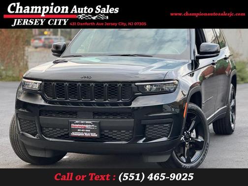 2022 Jeep Grand Cherokee L Laredo