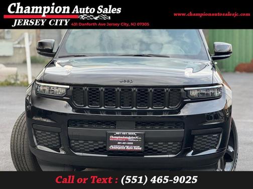 2022 Jeep Grand Cherokee L Laredo