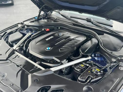 2019 BMW 540 i xDrive