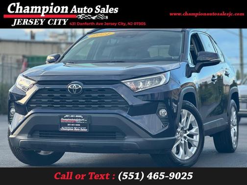 2021 Toyota RAV4 XLE Premium