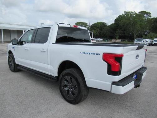 2025 Ford F-150 Lightning Flash