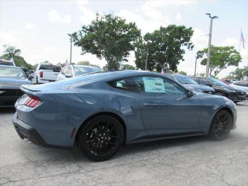 2025 Ford Mustang EcoBoost