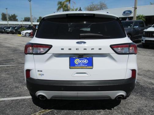 2021 Ford Escape SE