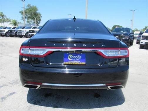 2018 Lincoln Continental Select