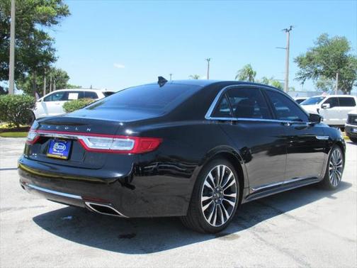 2018 Lincoln Continental Select