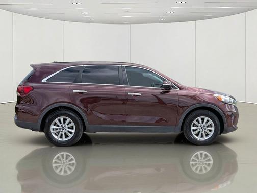 Sangria 2019 Kia Sorento LX