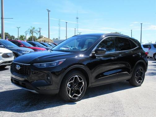 2025 Ford Escape Platinum
