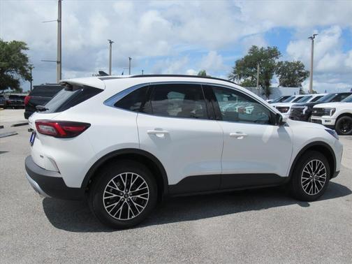 2025 Ford Escape PHEV Base