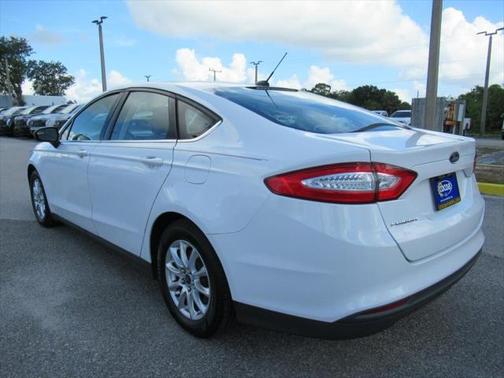 2016 Ford Fusion S