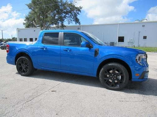 2025 Ford Maverick Lobo Standard