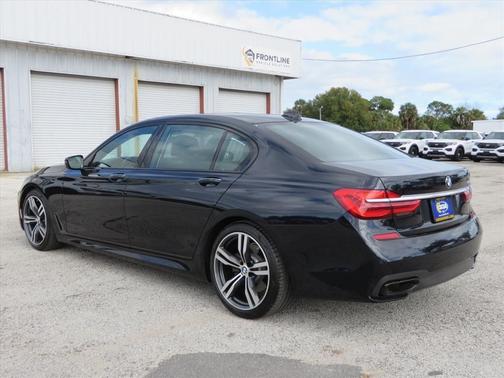 2018 BMW 740 740i