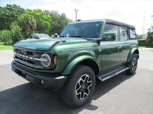 2025 Ford Bronco Outer Banks