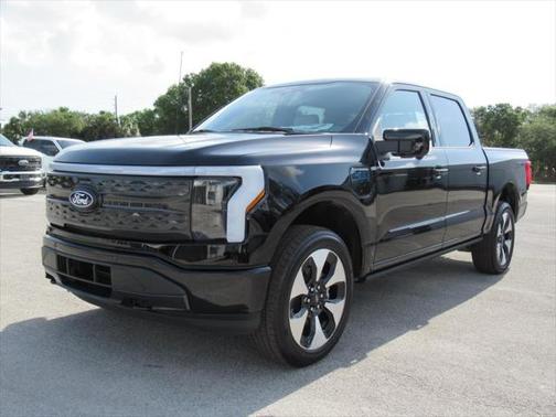 2025 Ford F-150 Lightning Platinum