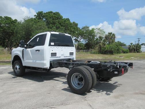 2024 Ford F-350 XL