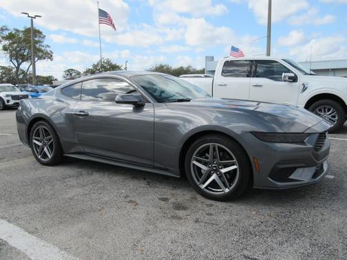 2025 Ford Mustang EcoBoost
