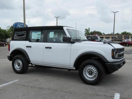 2025 Ford Bronco Base