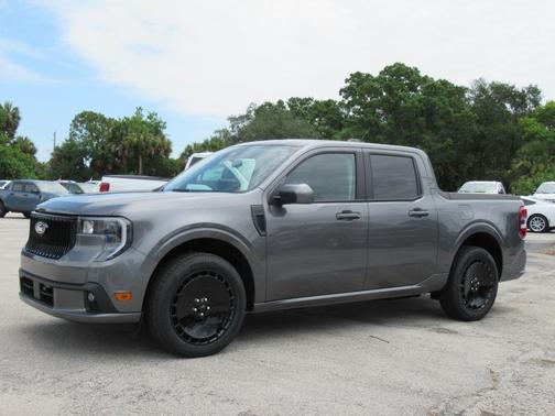 2025 Ford Maverick Lobo Standard