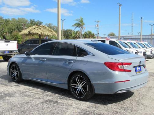 2022 Honda Accord Hybrid Touring