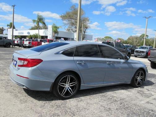 2022 Honda Accord Hybrid Touring