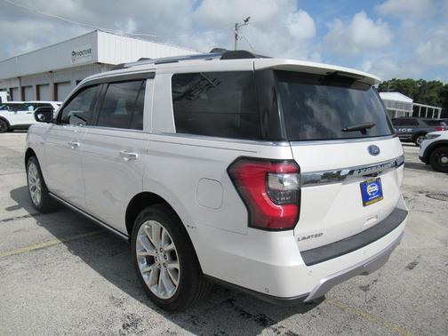 White Platinum Metallic Tri-Coat 2018 Ford Expedition Limited