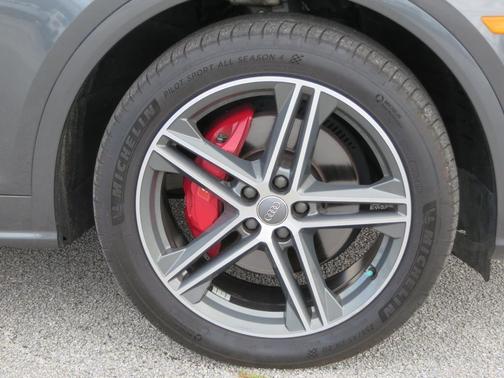 2018 Audi SQ5 3.0T Prestige