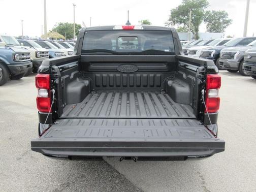 2025 Ford Maverick Lobo