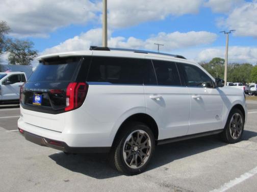 2026 Ford Expedition King Ranch