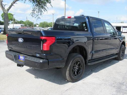 2025 Ford F-150 Lightning XLT