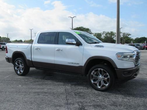 Ivory White Tri-Coat Pearlcoat 2020 RAM 1500 Longhorn